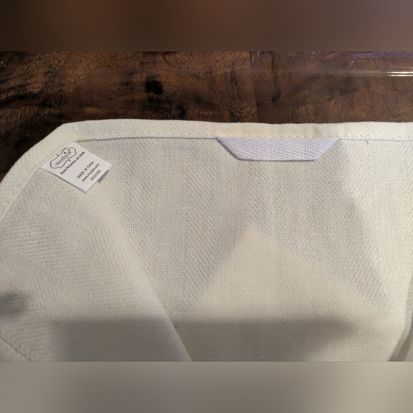 2/$18 NWOT Frenchie Holiday Hand Towel - Picture 4 of 5